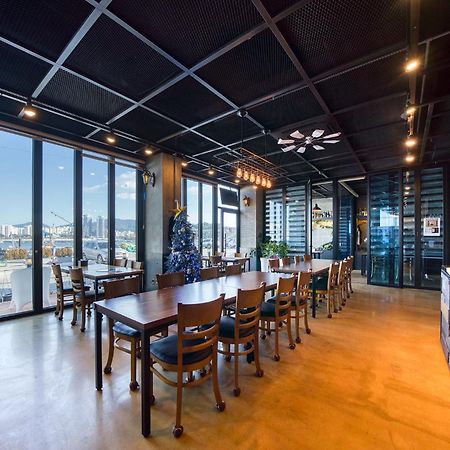 Onda D'Oro Hostel Yeosu Eksteriør billede